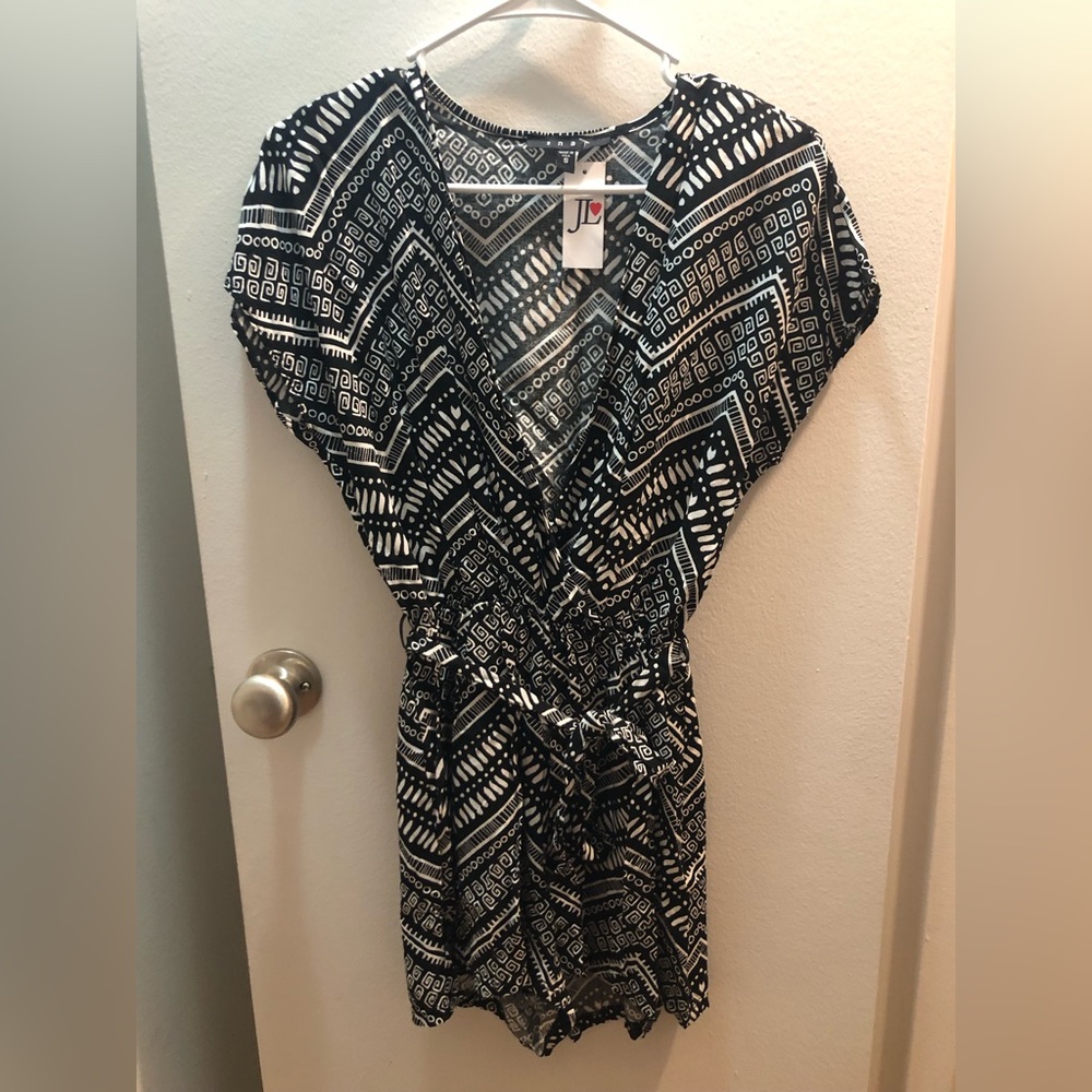 BRAND NEW Black & White Romper